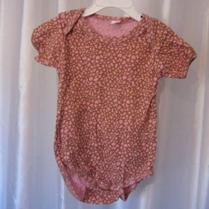 Max Grey Infant Animal Print Bodysuit Sz 12-18M